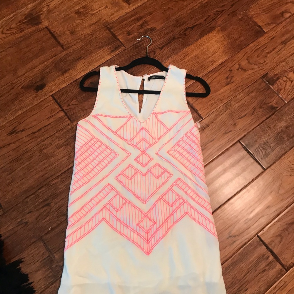 Women’s dress